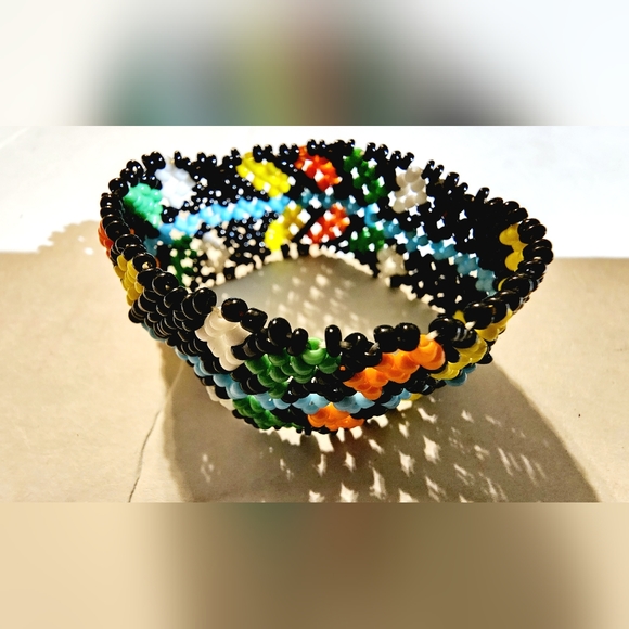 Bohemian seed bead stretch bracelet black, blue, orange, yellow - Picture 2 of 3